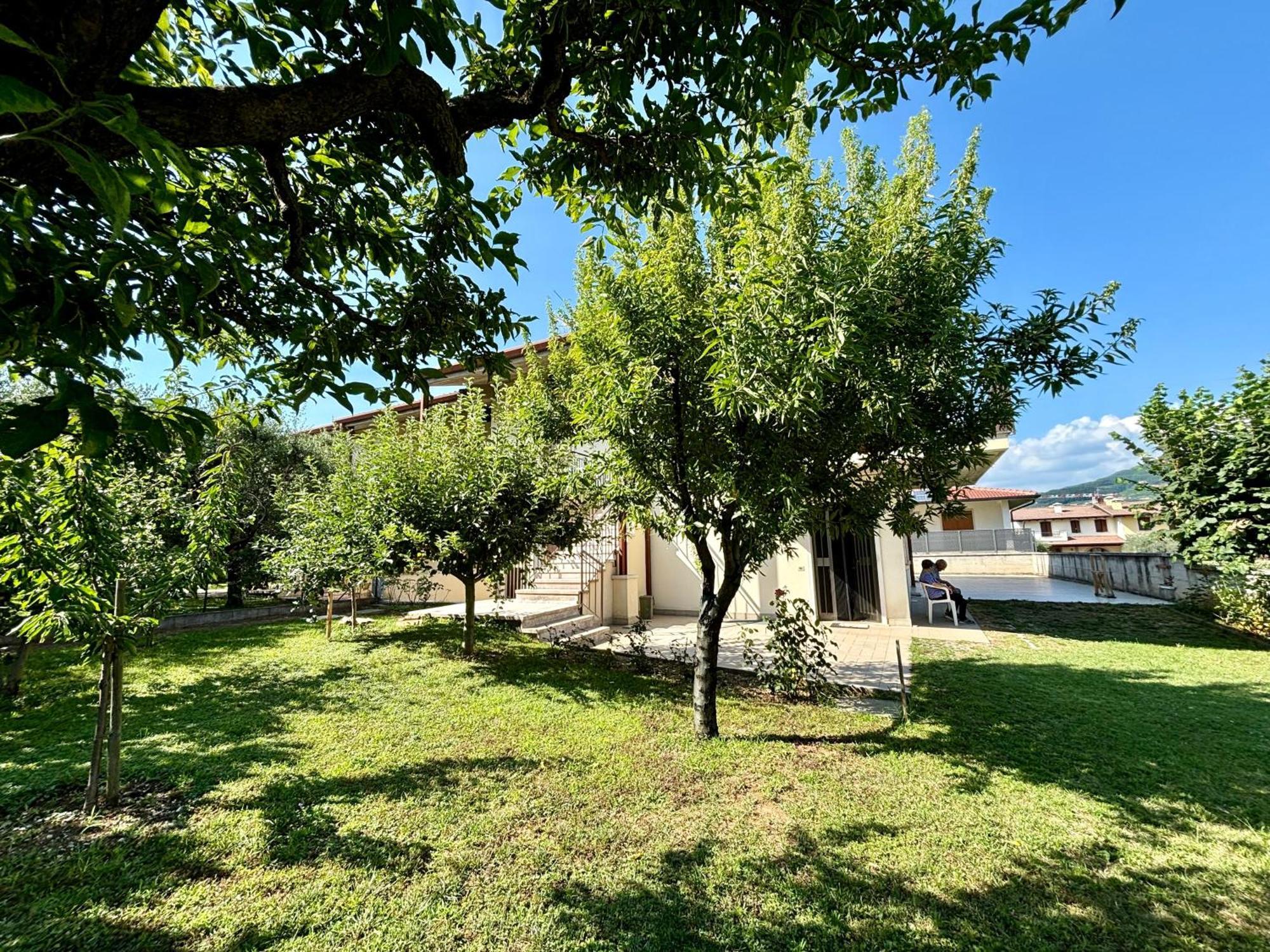 Casa Aurelio 2 Min Dall'Ospedale 内格拉尔 外观 照片